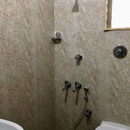 Hotel Subashini International Chennai Esterno foto